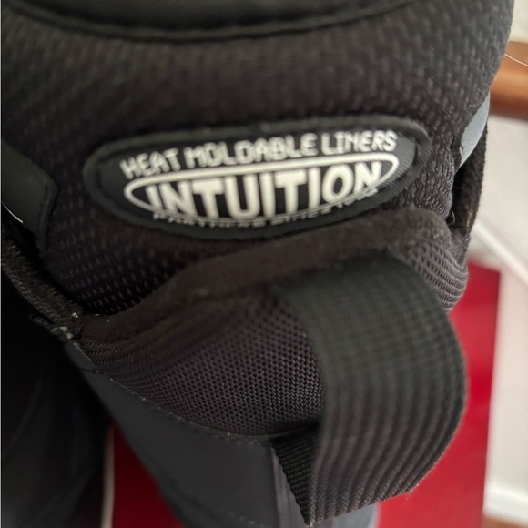 Thirtytwo Men's Intuition Heat Moldable Snowboard Boots sz 10 - Picture 6 of 7